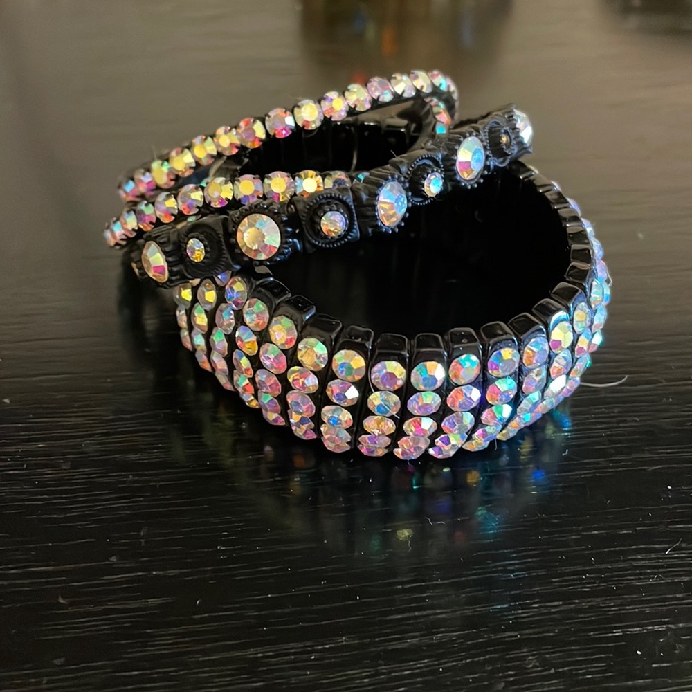 3/$15 Four stretch bracelets
